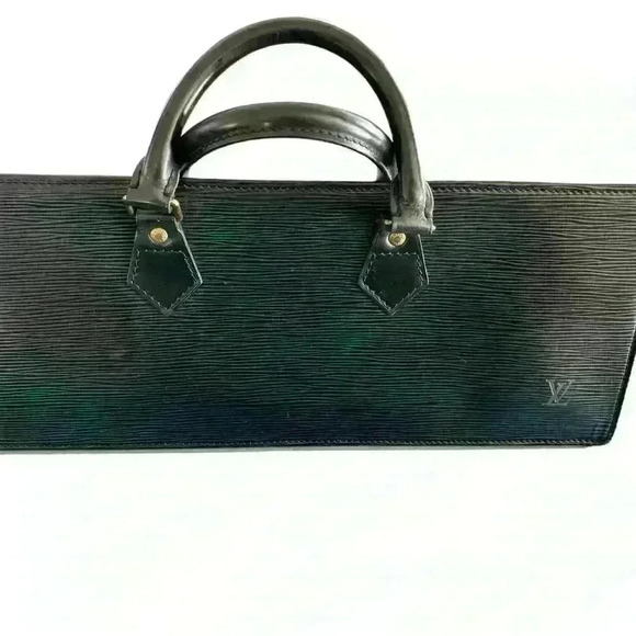 Authentic Louis Vuitton Epi “ Triangle bag- black Epi EUC with peeling in pocket - Picture 3 of 16